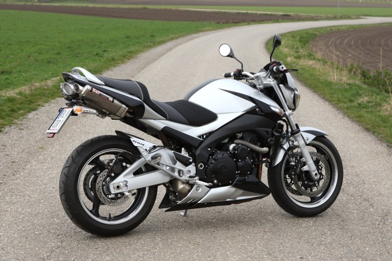 Suzuki GSR 600 2006