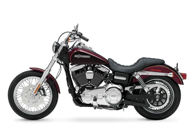 Мотоцикл Harley-Davidson Dyna super Glide