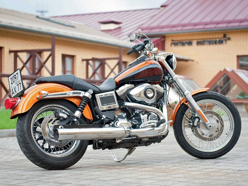 Харлей Дэвидсон Dyna Low Rider