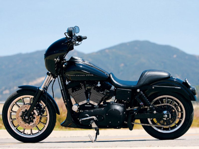 Мотоцикл Harley-Davidson Dyna super Glide
