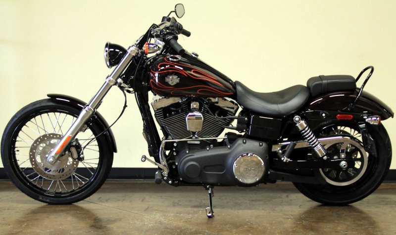 Харлей Дэвидсон Dyna wide Glide