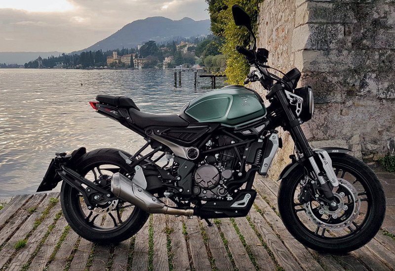 Мотоцикл Vogue 300ac