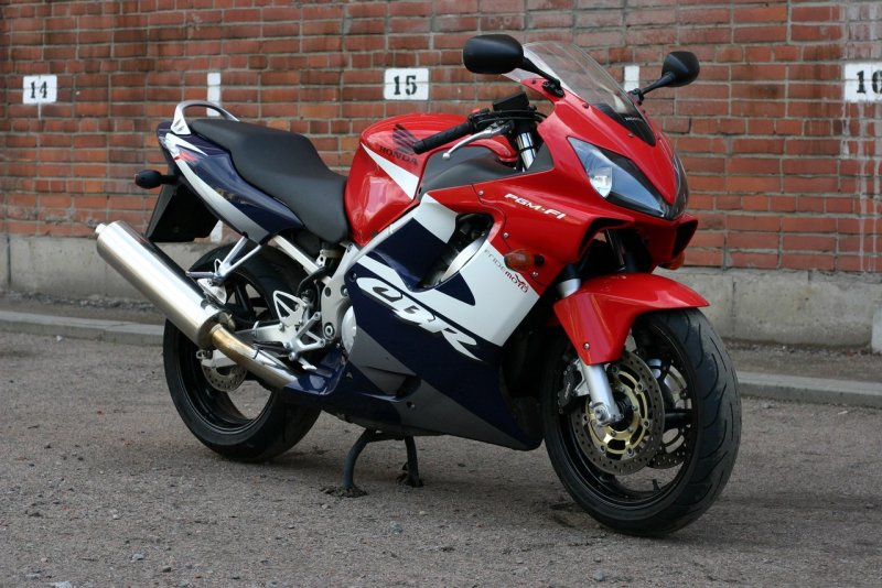 Honda CBR 600 f4