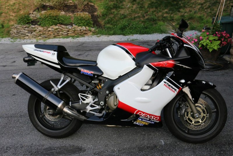 Honda cbr600rr f4