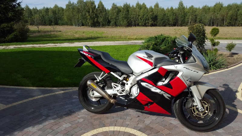 Honda CBR f4i