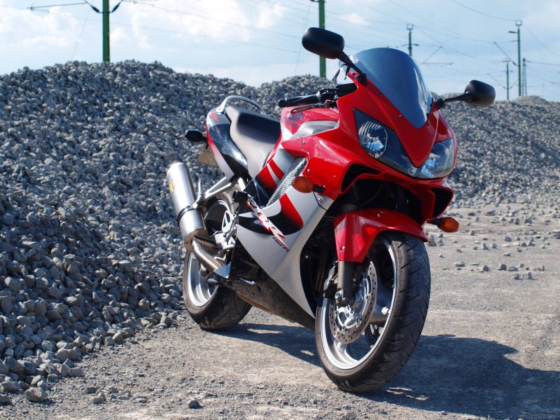 Honda 600 f4i