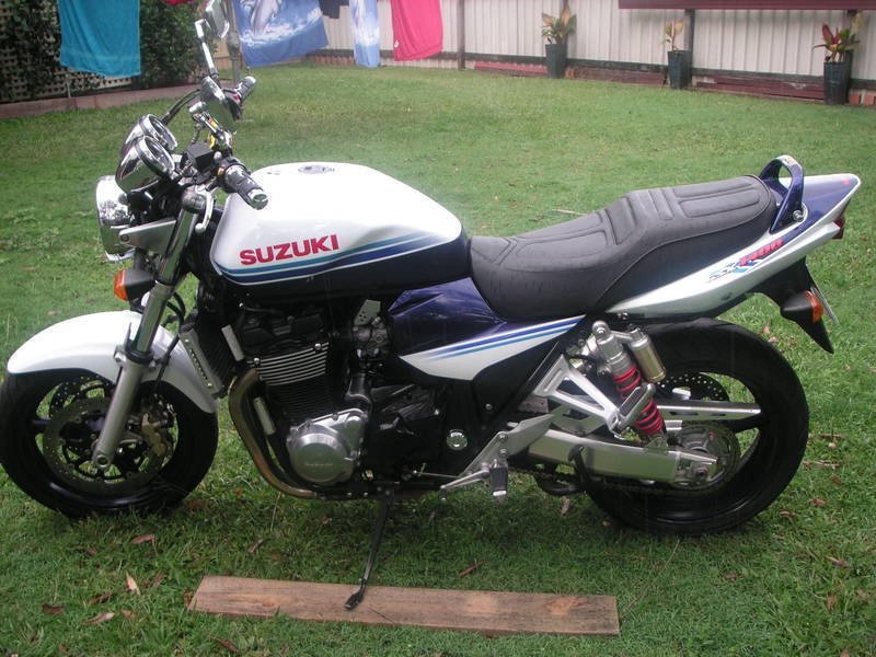 Suzuki 1400