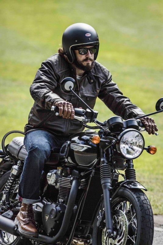 Triumph Bonneville t120 Black