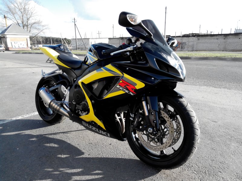 Suzuki GSX-R 750 k6