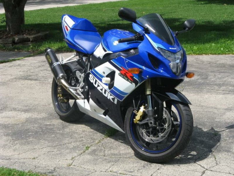 Suzuki GSX-R 750 k4