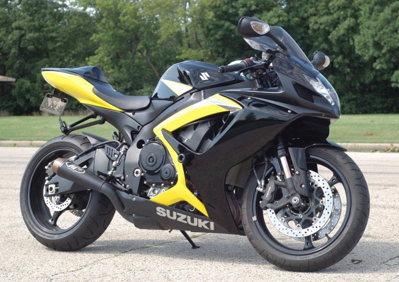 Мотоцикл Suzuki GSX-r750