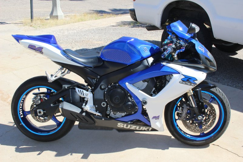 Suzuki GSX-R 750 k7