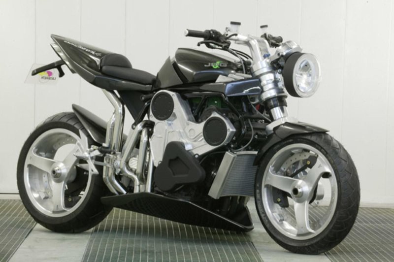 Ludovic Lazareth's Suzuki rg400