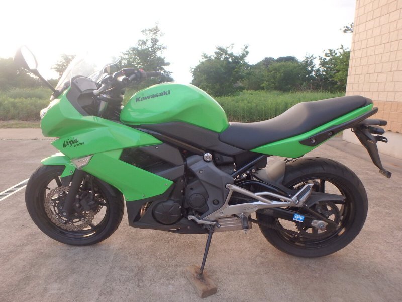 Kawasaki Ninja 400r 2011