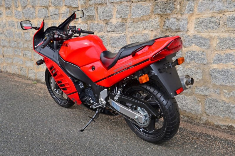 Suzuki rf600 f