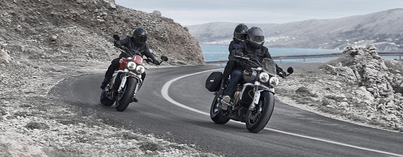 Triumph Rocket 3gt девушка