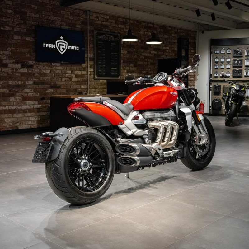 Triumph Rocket 3 Roadster