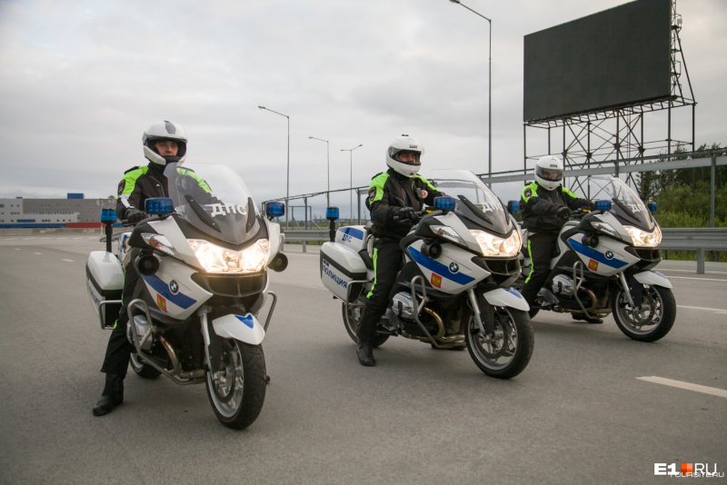 Мотобат Ямаха 700