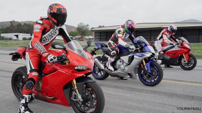 BMW s1000rr vs Ducati