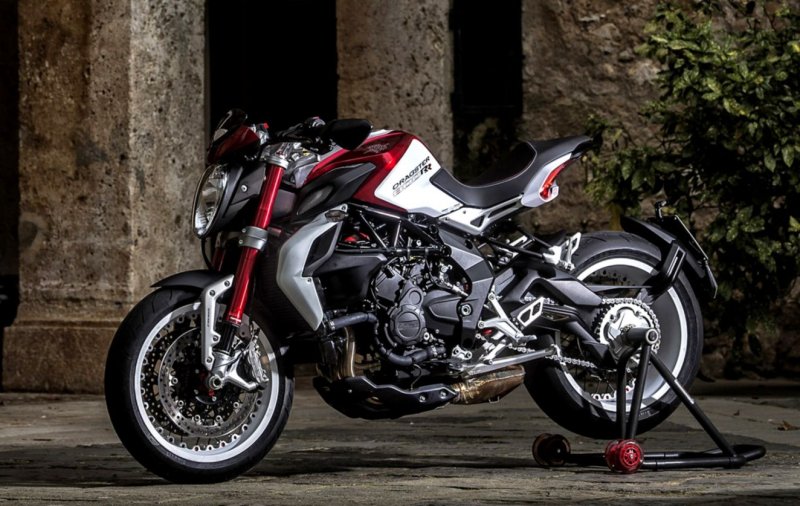 MV Agusta brutale 800