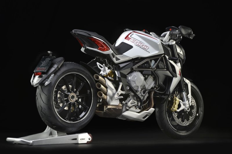 Мото MV Agusta 800 brutale