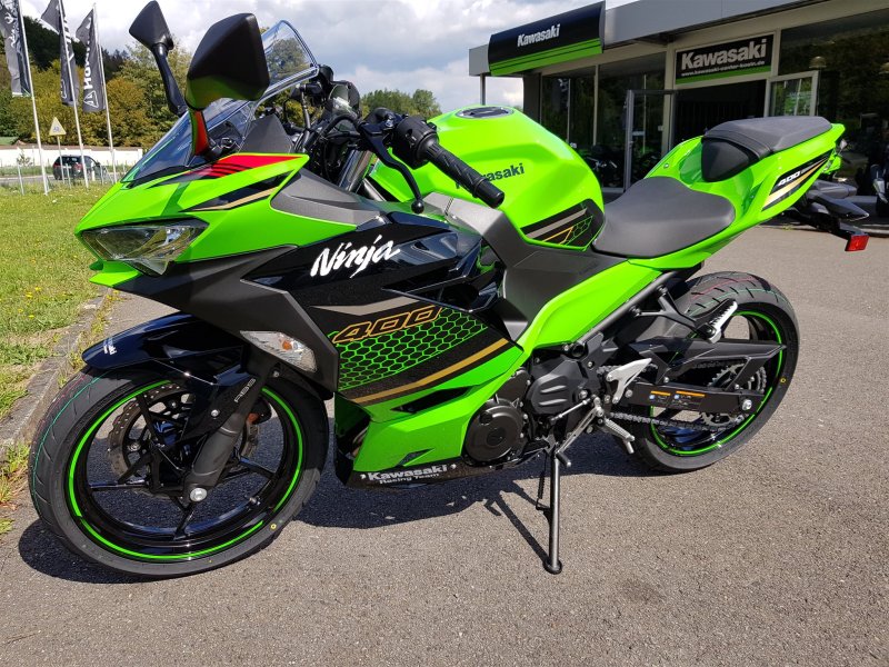 Мотоцикл Kawasaki Ninja 400