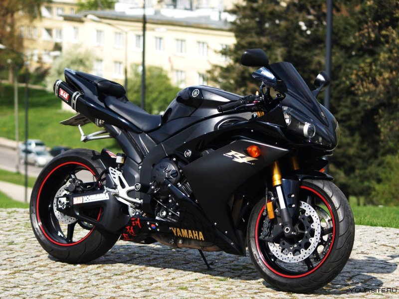 Yamaha YZF-r1 черный