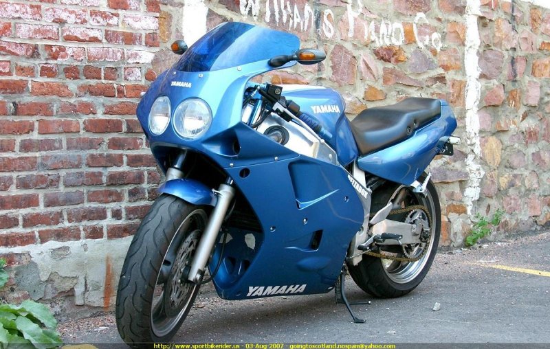 Yamaha FZR 1000 1989