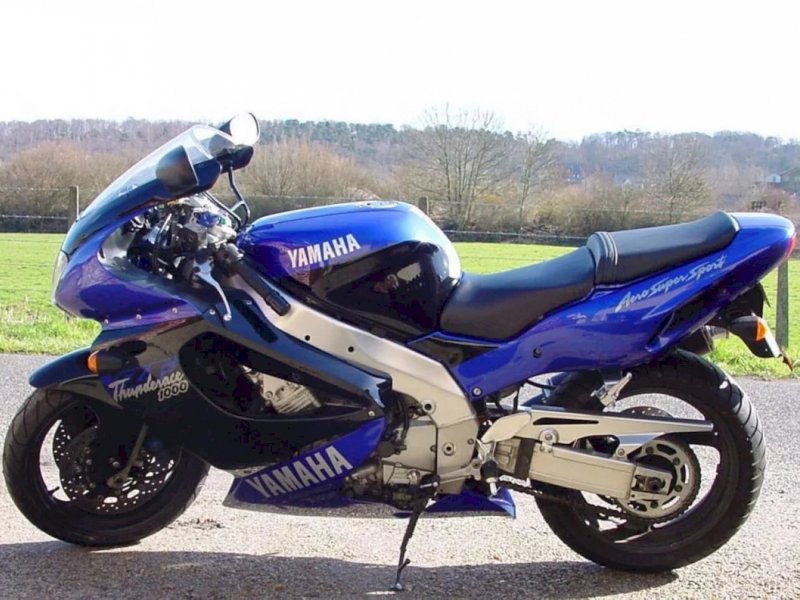 Yamaha YZF 1000r