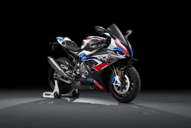 БМВ м1000rr