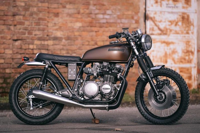 Kawasaki w650 brat Style