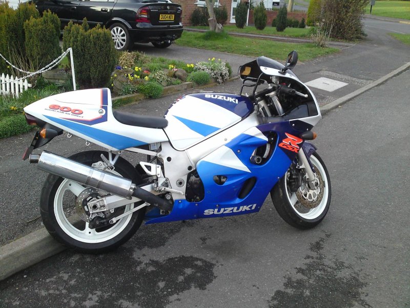 Suzuki GSX-R 600 1998