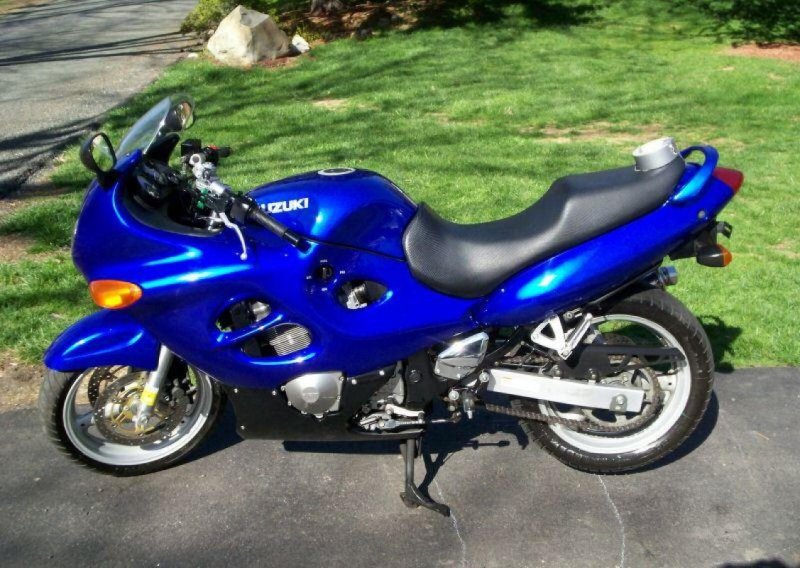 Suzuki GSX 600 F