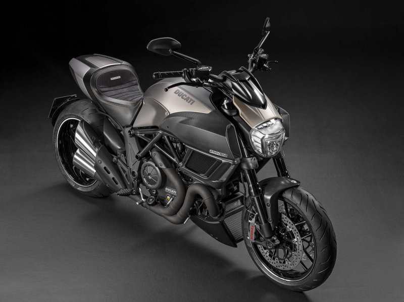 Мотоцикл Ducati Diavel