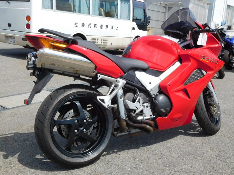 VFR 800 VTEC юбилейка
