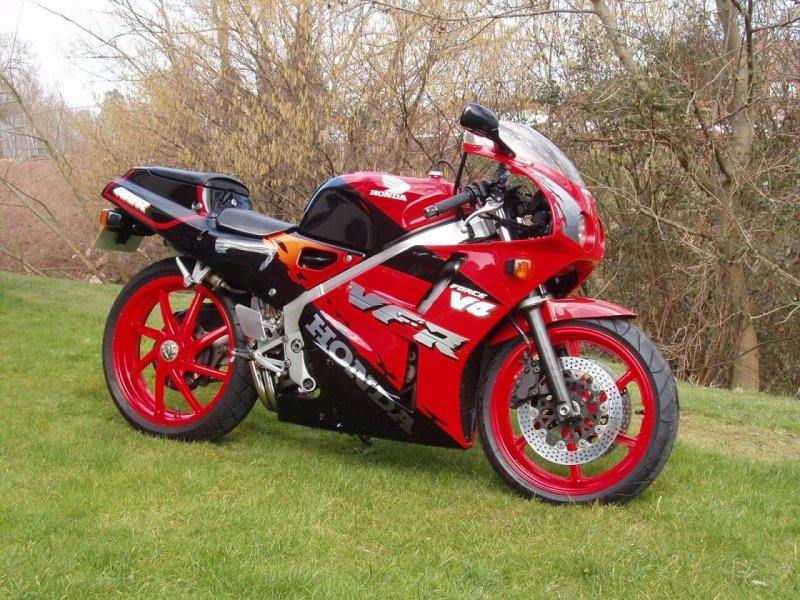 Honda vfr400r nc30