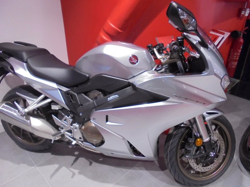 Honda VFR 800 2019