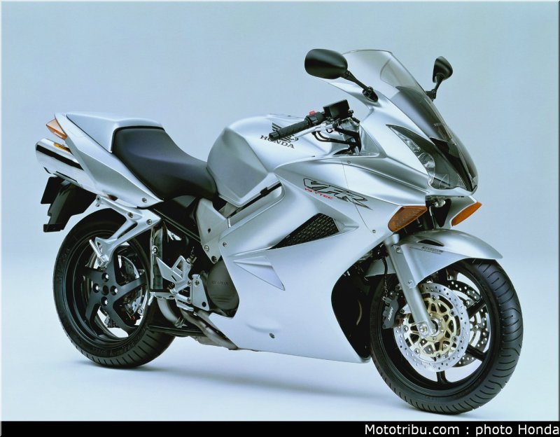 Honda VFR 800 VTEC