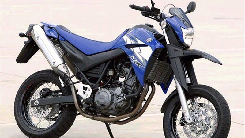 Мотоцикл Yamaha xt660x