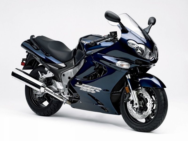 Кавасаки ZZR 1200