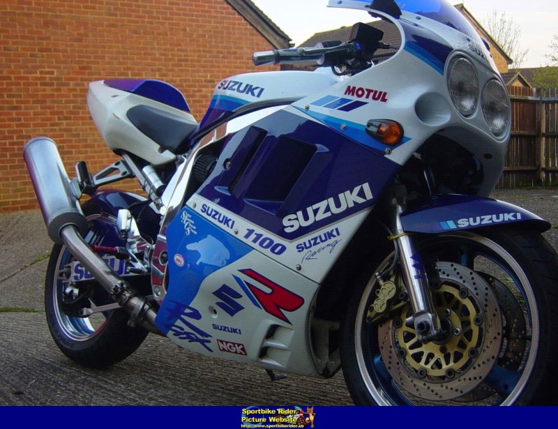 Сузуки GSXR 1100