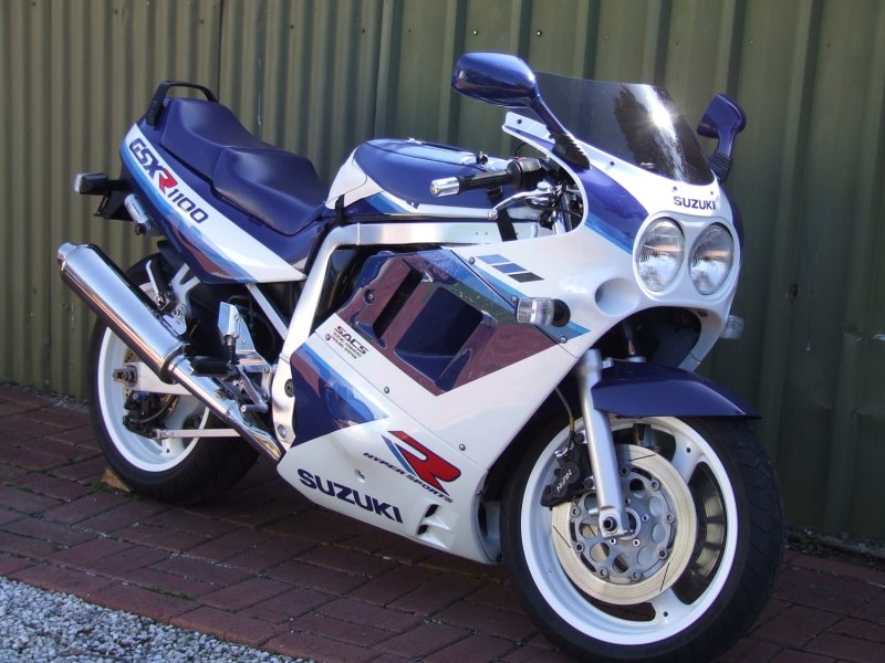 Сузуки GSXR 1100