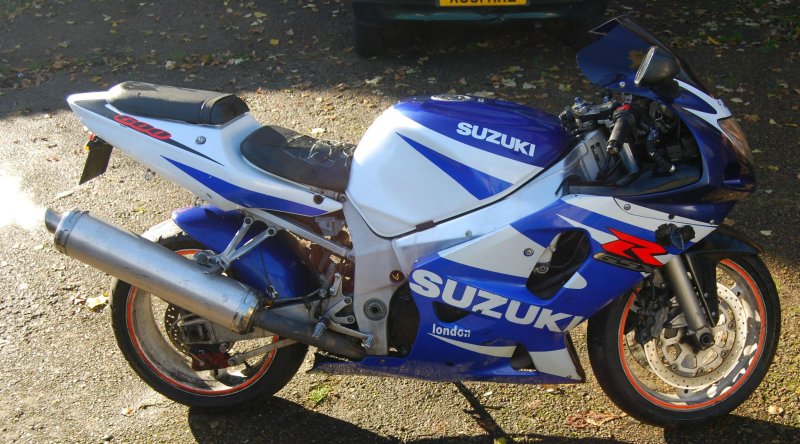 Suzuki GSX-R 600 k1