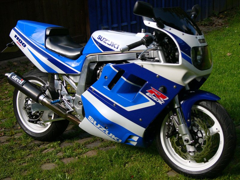 Suzuki GSX-r1100