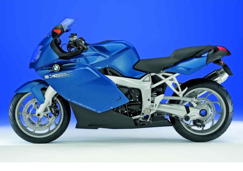 Мотоцикл БМВ К 1200 S