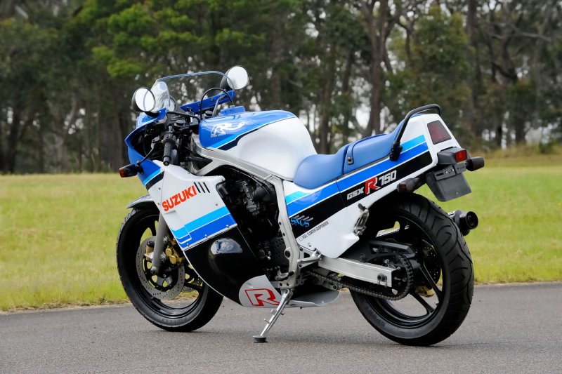 Suzuki GSXR 750