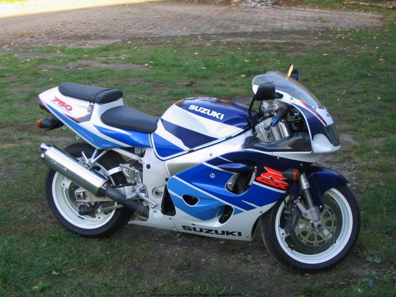 Suzuki GSXR 750 SRAD