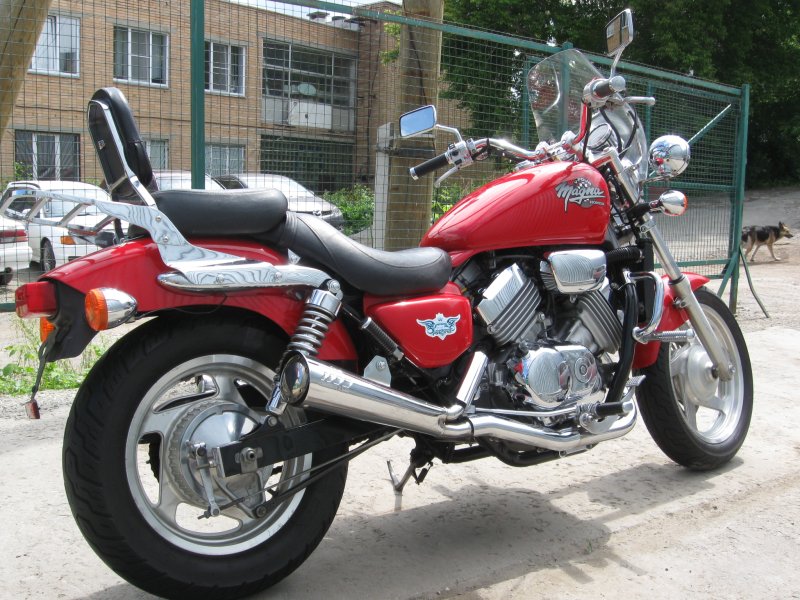 Honda Magna 750 89
