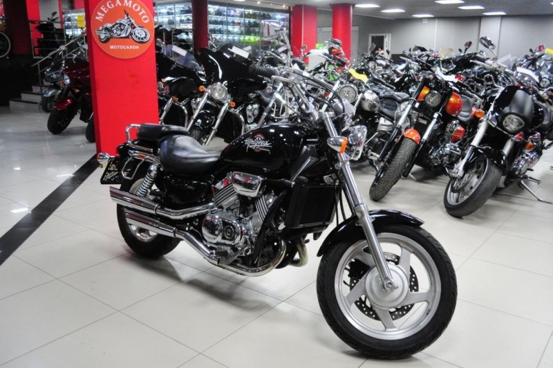 VF 750 Magna