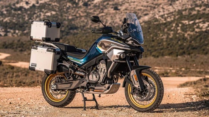 CFMOTO 800mt мотоцикл